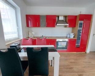 Lucys Haus 1 'Am Peeneblick'